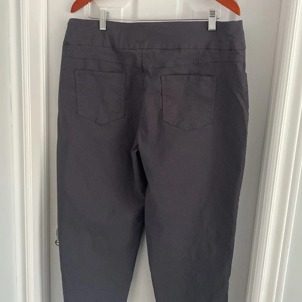 Ruby Rd. Grey Pants Size 18 - Picture 2 of 5